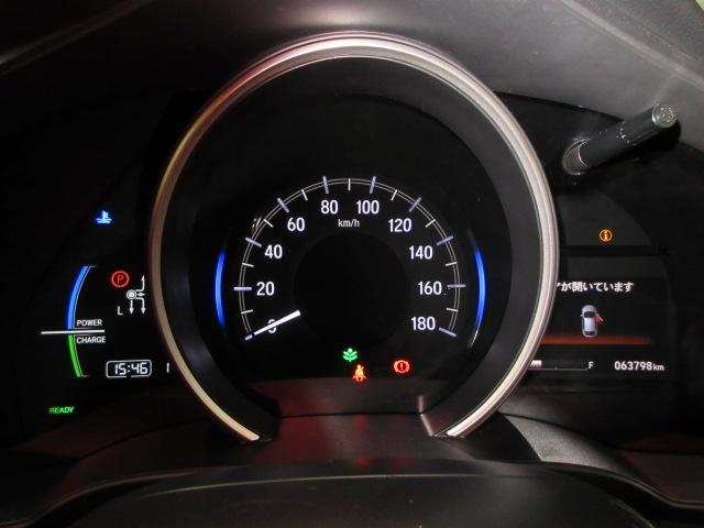 フィットハイブリッド Ｌホンダセンシング　ドラレコ　メモリーナビ　リアカメラ　ＥＴＣ　Ｂｌｕｅｔｏｏｔｈ　ＵＳＢ　ＬＥＤヘッドライト　ＬＥＤフォグライト　ドアバイザー　ワンオーナー（18枚目）