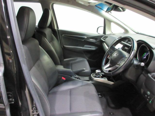 フィットハイブリッド Ｌホンダセンシング　ドラレコ　メモリーナビ　リアカメラ　ＥＴＣ　Ｂｌｕｅｔｏｏｔｈ　ＵＳＢ　ＬＥＤヘッドライト　ＬＥＤフォグライト　ドアバイザー　ワンオーナー（23枚目）