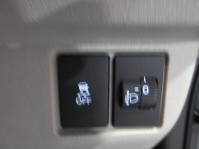 N-BOX スロープ 当社デモカー 純正メモリーナビ ETC LEDライト ホンダセンシング 前ドラレコ フルセグ Bluetoothオーディオ リアカメラ USB 禁煙 福祉車両 オートライト Bカメラ スマートキー(12枚目)