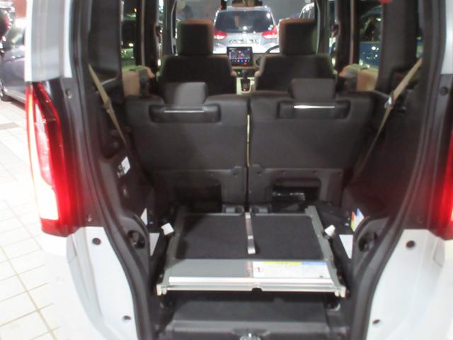 N-BOX スロープ 当社デモカー 純正メモリーナビ ETC LEDライト ホンダセンシング 前ドラレコ フルセグ Bluetoothオーディオ リアカメラ USB 禁煙 福祉車両 オートライト Bカメラ スマートキー(16枚目)