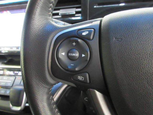 ステップワゴンスパーダ スパーダハイブリッドＧホンダセンシング　７人　前後ドラレコ　メモリーナビ　全周囲カメラ　両側電動スライドドア　ＥＴＣ　純正アルミ　Ｂｌｕｅｔｏｏｔｈ　ＵＳＢ　ドアバイザー　ワンオーナー（8枚目）