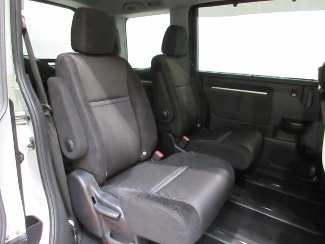 ステップワゴンスパーダ スパーダハイブリッドＧホンダセンシング　７人　前後ドラレコ　メモリーナビ　全周囲カメラ　両側電動スライドドア　ＥＴＣ　純正アルミ　Ｂｌｕｅｔｏｏｔｈ　ＵＳＢ　ドアバイザー　ワンオーナー（20枚目）