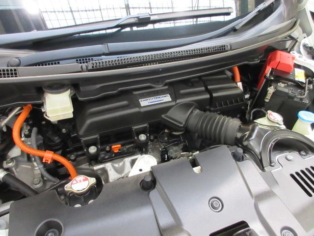 ステップワゴンスパーダ スパーダハイブリッドＧホンダセンシング　７人　前後ドラレコ　メモリーナビ　全周囲カメラ　両側電動スライドドア　ＥＴＣ　純正アルミ　Ｂｌｕｅｔｏｏｔｈ　ＵＳＢ　ドアバイザー　ワンオーナー（31枚目）