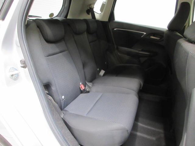 フィット 13G・Lホンダセンシング HondaSENSING メモリーナビ リアカメラ ETC LEDヘッドライト・フォグライト オートライト Bluetooth USB ドアバイザー ワンオーナー 地デジフルセグTV 車線逸脱警報装置(16枚目)