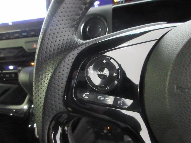 Ｎ－ＢＯＸカスタム Ｌターボ　ＨｏｎｄａＳＥＮＳＩＮＧ　前後ドラレコ　メモリーナビ　リアカメラ　Ｂｌｕｅｔｏｏｔｈ　　両側電動スライドドア　ＬＥＤヘッドライト　シートヒーター　パーキングセンサー　パドルシフト　ＵＳＢ　ワンオーナー（8枚目）