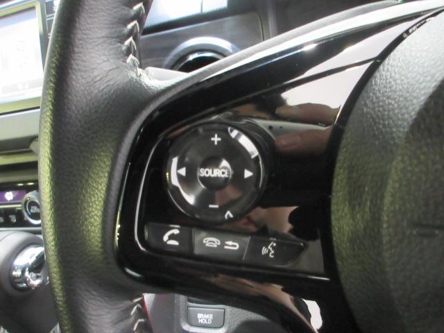 Ｎ－ＯＮＥ プレミアムツアラー　ＨｏｎｄａＳＥＮＳＩＮＧ　ディスプレイオーディオ　リアカメラ　ＵＳＢ　シートヒーター　ＬＥＤヘッドライト・フォグライト　パーキングセンサー　ドアバイザー　ワンオーナー　Ｐセンサー　ターボエンジン　禁煙（6枚目）