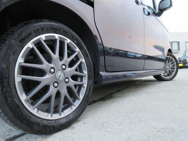 Ｎ－ＢＯＸカスタム ターボ　当社デモカー　ＥＴＣ　純正コネクトナビ　シートヒーター　純正前ドラレコ　サイドカーテンエアバック　オートライト　フルセグ　アルミホイール　リアカメラ　Ｂｌｕｅｔｏｏｔｈオーディオ　デモカーアップ　禁煙（3枚目）