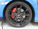 アルミホイール付きで足元もスタイリッシュに！