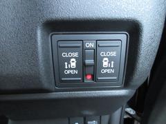 ξ¦��ư���饤�ɥɥ� 6