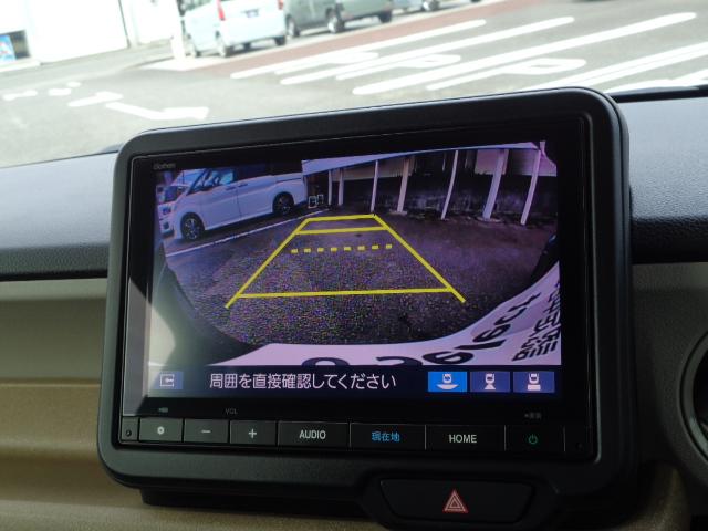 Ｎ－ＢＯＸ ベースグレード　衝突軽減システム　スマートキ－　カーテンエアバック　イモビライザー　ＥＣＯモード　横滑り防止　オートクルーズ　ＬＥＤヘッドライト　キーフリー　地デジ　パワーステアリング　オートエアコン（4枚目）