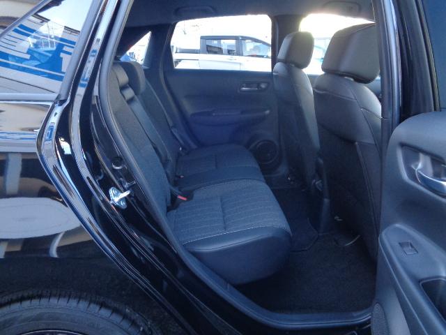 フィット e:HEVホームブラックスタイル Bカメラ 1オーナー LEDライト サイドSRS オートクルーズコントロール フルオートエアコン VSA スマ-トキ- 衝突軽減 ETC USB接続 フルセグTV(10枚目)