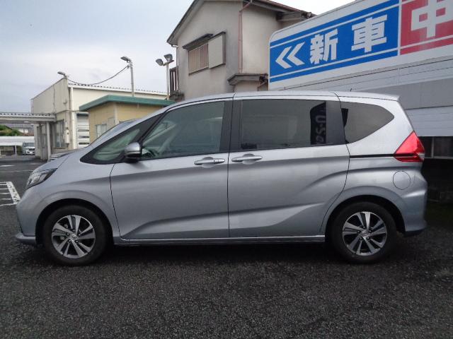フリード G・ホンダセンシング Fセグ 追突被害軽減ブレーキ iストップ Wエアバッグ パワーウィンドウ 1オ-ナ- アクティブクルーズコントロール スマートキ カラーバックモニター 整備点検記録簿 VSA(19枚目)