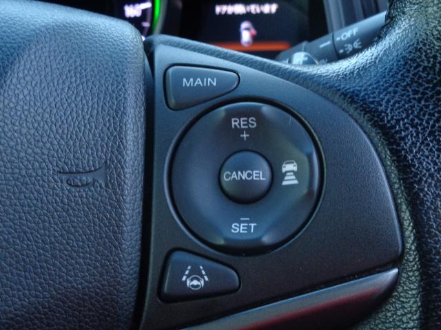 ホンダセンシング機能付です。