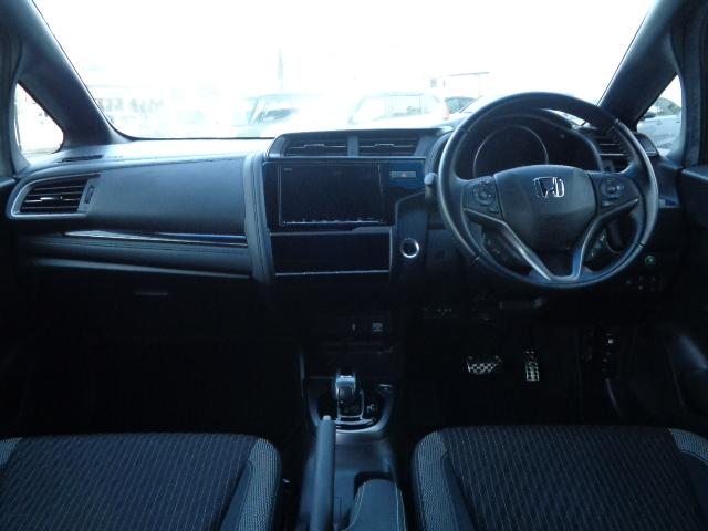 ゆったりと座れる室内空間です。