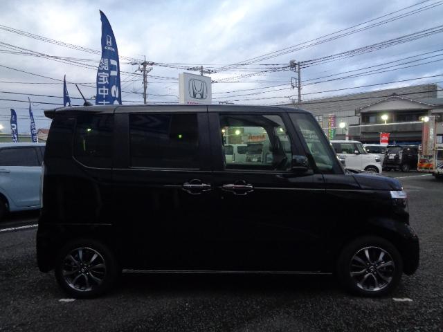 N-BOX ベースグレード 衝突軽減システム スマートキ- カーテンエアバック イモビライザー ECOモード 横滑り防止 オートクルーズ LEDヘッドライト キーフリー 地デジ パワーステアリング オートエアコン(19枚目)