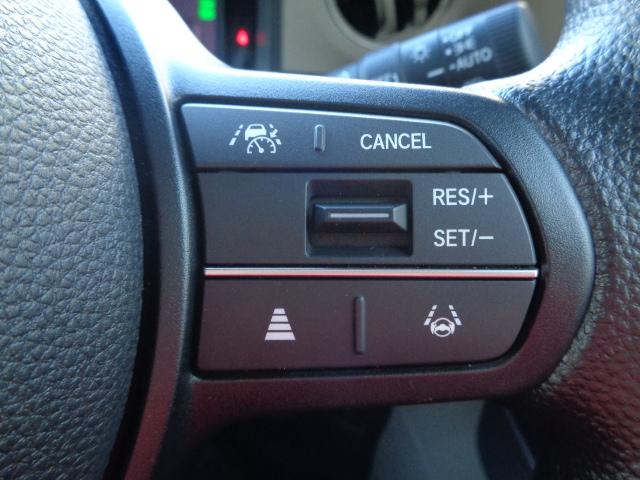 Ｎ－ＢＯＸジョイ ベースグレード　当社デモカー　踏み間違い防止装置　Ｂカメラ　横滑り防止機能　ＬＥＤランプ　点検記録簿　クルーズコントロール　パワーウィンドウ　前席シートヒーター　スマートキー　フルセグＴＶ　両側電動ドア　１オーナー車（6枚目）