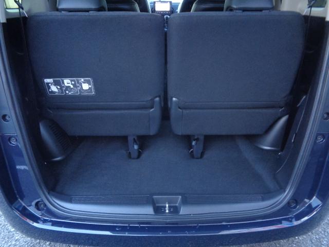 フリード エアーＥＸ　当社デモカー　バックモニター　盗難防止システム　両側パワースライドドア　横滑り防止装置　クルコン　フルセグ　ＥＴＣ車載器　オートエアコン　シートヒーター　ＬＥＤヘッドライト　３列シート　ＵＳＢ（13枚目）