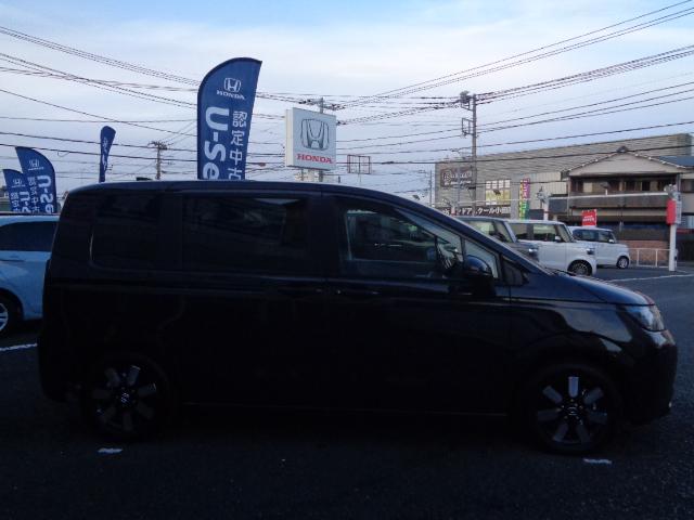 フリード エアーＥＸ　当社デモカー　バックモニター　盗難防止システム　両側パワースライドドア　横滑り防止装置　クルコン　フルセグ　ＥＴＣ車載器　オートエアコン　シートヒーター　ＬＥＤヘッドライト　３列シート　ＵＳＢ（18枚目）