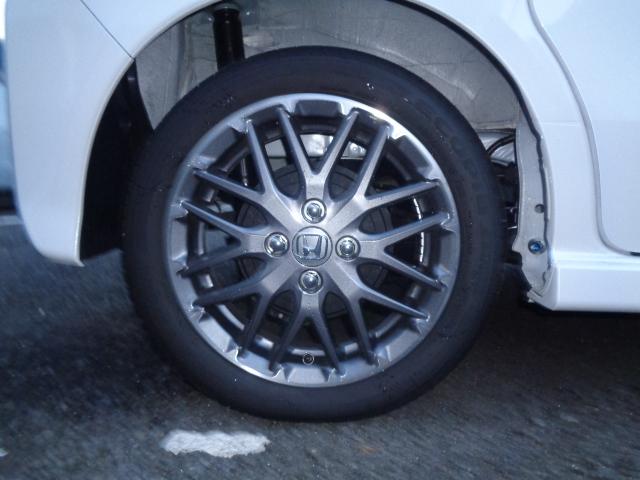 Ｎ－ＢＯＸカスタム ターボ　イモビライザー　１オナ　衝突被害軽減　サイドカメラ　ベンチシート　キーフリー　ＥＳＣ　パワステ　両席エアバック　サイドエアバッグ　ターボ車　ＵＳＢ接続　Ａライト　スマキー　Ｂカメ　整備記録簿（10枚目）