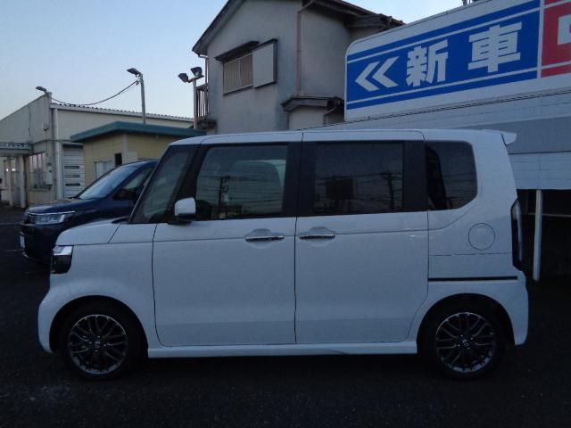 Ｎ－ＢＯＸカスタム ターボ　イモビライザー　１オナ　衝突被害軽減　サイドカメラ　ベンチシート　キーフリー　ＥＳＣ　パワステ　両席エアバック　サイドエアバッグ　ターボ車　ＵＳＢ接続　Ａライト　スマキー　Ｂカメ　整備記録簿（19枚目）