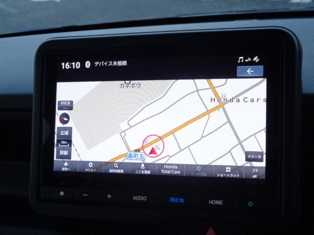 N-BOXカスタム ターボ イモビライザー 1オナ 衝突被害軽減 ベンチシート キーフリー ESC パワステ 両席エアバック サイドエアバッグ ターボ車 USB接続 スマキー Bカメ パワーウィンドウ 整備記録簿 ABS(3枚目)