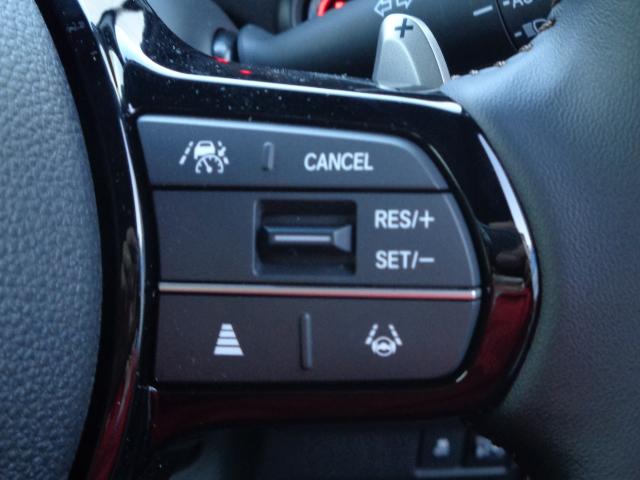 N-BOXカスタム ターボ イモビライザー 1オナ 衝突被害軽減 ベンチシート キーフリー ESC パワステ 両席エアバック サイドエアバッグ ターボ車 USB接続 スマキー Bカメ パワーウィンドウ 整備記録簿 ABS(6枚目)