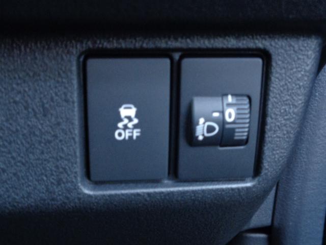 N-BOXカスタム ターボ イモビライザー 1オナ 衝突被害軽減 ベンチシート キーフリー ESC パワステ 両席エアバック サイドエアバッグ ターボ車 USB接続 スマキー Bカメ パワーウィンドウ 整備記録簿 ABS(8枚目)