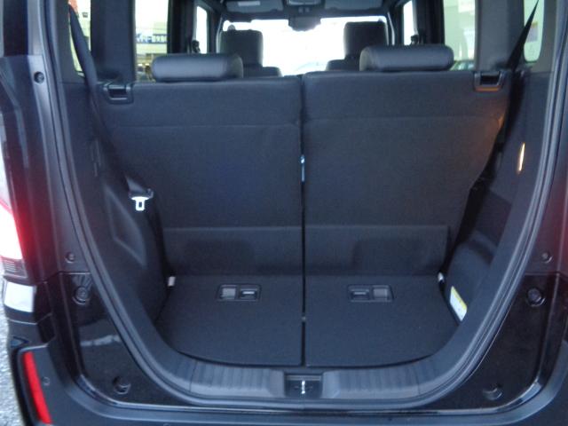 N-BOXカスタム ターボ イモビライザー 1オナ 衝突被害軽減 ベンチシート キーフリー ESC パワステ 両席エアバック サイドエアバッグ ターボ車 USB接続 スマキー Bカメ パワーウィンドウ 整備記録簿 ABS(13枚目)