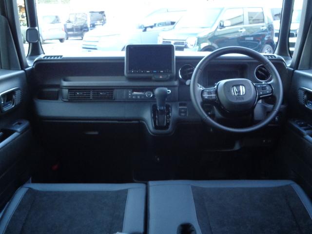 N-BOXカスタム ターボ イモビライザー 1オナ 衝突被害軽減 ベンチシート キーフリー ESC パワステ 両席エアバック サイドエアバッグ ターボ車 USB接続 スマキー Bカメ パワーウィンドウ 整備記録簿 ABS(14枚目)