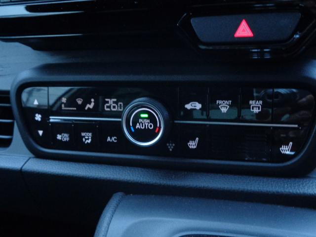 N-ONE プレミアムツアラー レンタアップ車 ターボエンジン カーテンエアバック 記録簿 LEDランプ USB接続 ドライブレコーダー クルコン 前席シートヒーター ETC イモビ Wエアバッグ フルオートエアコン エアバック(8枚目)