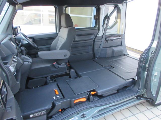 Ｎ－ＶＡＮ＋スタイル ファン　当社デモカー　ＨｏｎｄａＳＥＮＳＩＮＧ　ドラレコ　メモリーナビ　リアカメラ　ＥＴＣ　Ｂｌｕｅｔｏｏｔｈ　パーキングセンサー　フロアマット　ＬＥＤヘッドライト　フォグライト　オートエアコン　車線逸脱警告（9枚目）