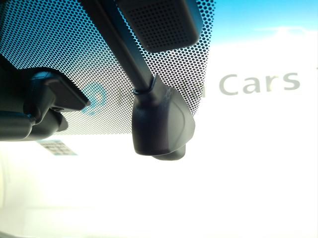 フリードハイブリッド ハイブリッド・Ｇ　６人　ＨｏｎｄａＳＥＮＳＩＮＧ　ドラレコ　メモリーナビ　リアカメラ　ＥＴＣ　ワンオーナー　ＢＴオーディオ　ＵＳＢ　両側電動スライドドア　オートリトラミラー　シートヒーター　フルセグＴＶ　両電動ドア（5枚目）