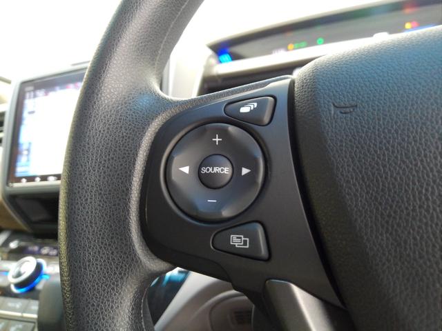 フリードハイブリッド ハイブリッド・Ｇ　６人　ＨｏｎｄａＳＥＮＳＩＮＧ　ドラレコ　メモリーナビ　リアカメラ　ＥＴＣ　ワンオーナー　ＢＴオーディオ　ＵＳＢ　両側電動スライドドア　オートリトラミラー　シートヒーター　フルセグＴＶ　両電動ドア（10枚目）