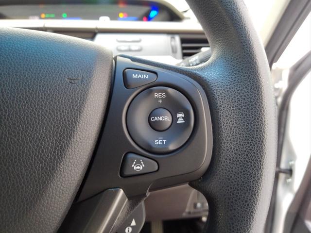 フリードハイブリッド ハイブリッド・Ｇ　６人　ＨｏｎｄａＳＥＮＳＩＮＧ　ドラレコ　メモリーナビ　リアカメラ　ＥＴＣ　ワンオーナー　ＢＴオーディオ　ＵＳＢ　両側電動スライドドア　オートリトラミラー　シートヒーター　フルセグＴＶ　両電動ドア（11枚目）