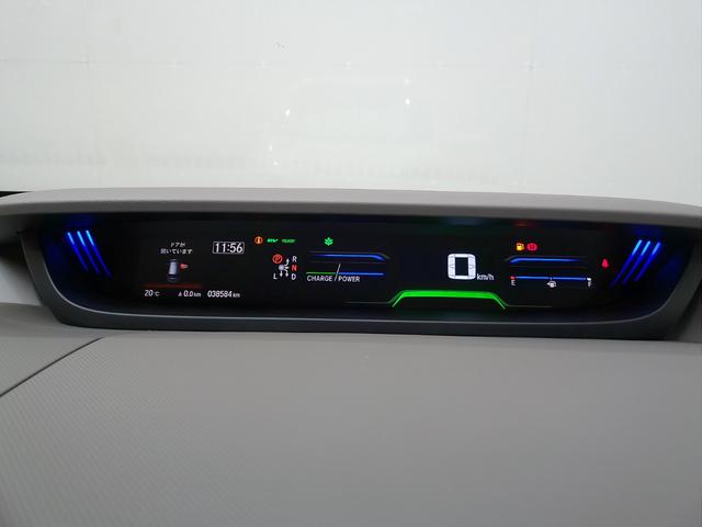 フリードハイブリッド ハイブリッド・Ｇ　６人　ＨｏｎｄａＳＥＮＳＩＮＧ　ドラレコ　メモリーナビ　リアカメラ　ＥＴＣ　ワンオーナー　ＢＴオーディオ　ＵＳＢ　両側電動スライドドア　オートリトラミラー　シートヒーター　フルセグＴＶ　両電動ドア（14枚目）