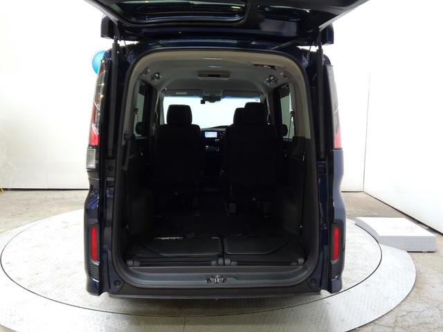 ステップワゴンスパーダ スパーダホンダセンシング 7人 メモリーナビ リアカメラ 後席モニター 両側電動ドア パドルシフト ETC ワンオーナー LEDライト LEDフォグ ホンダセンシング フルセグTV USB BTオーディオ DVD/CD再生(18枚目)
