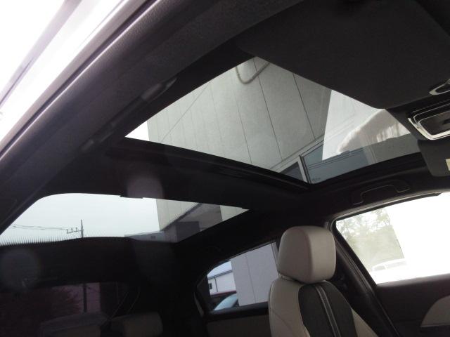 ヴェゼル e:HEVPLaY HondaSENSING メモリーナビ リアカメラ ETC 純正アルミ ドアバイザー ワンオーナー LED LEDフォグ シートヒーター USB BTオーディオ パノラマルーフ パーキングセンサー(11枚目)