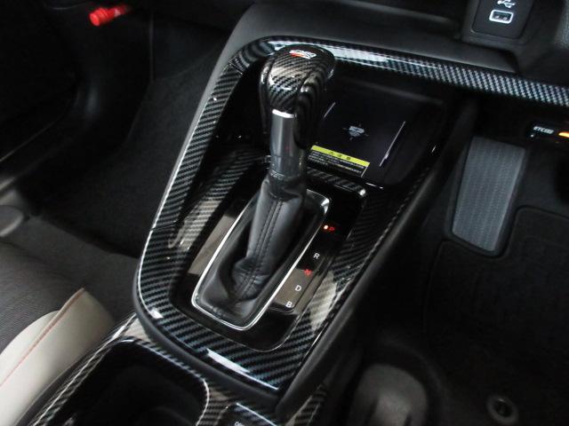 ヴェゼル e:HEVPLaY HondaSENSING メモリーナビ リアカメラ ETC 純正アルミ ドアバイザー ワンオーナー LED LEDフォグ シートヒーター USB BTオーディオ パノラマルーフ パーキングセンサー(12枚目)