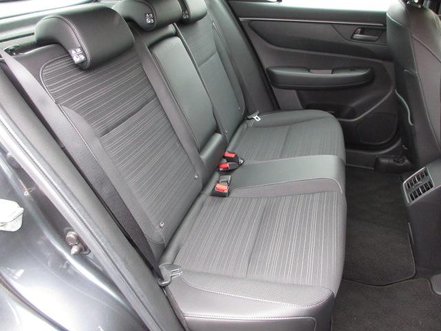 WR-V Z ドラレコ 当社デモカー HondaSENSING メモリーナビ リアカメラ ETC 禁煙車 オートライト USB BTオーディオ 車線逸脱警報システム 元試乗車 盗難防止装置 誤発進抑制 Rカメラ(19枚目)