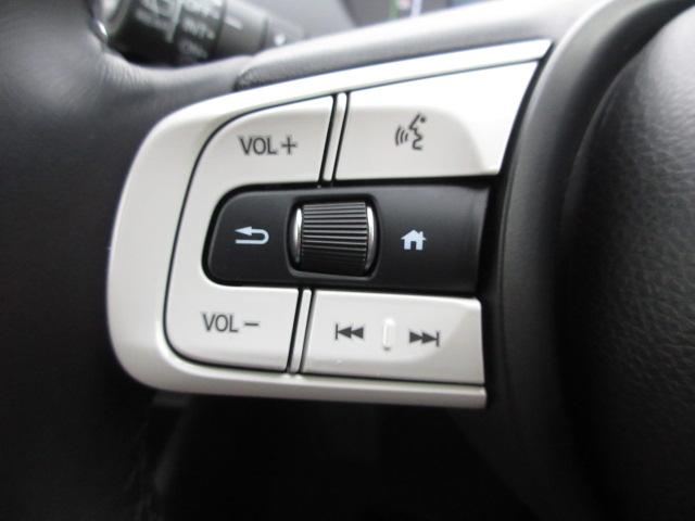 フィット e:HEVホーム 当社デモカー HondaSENSING 全周囲カメラ ドラレコ メモリーナビ ETC 禁煙車 パーキングセンサー USB BTオーディオ LED 前後誤発進抑制機能 クリソナ マルチビュー ACC(15枚目)