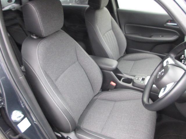 フィット e:HEVホーム 当社デモカー HondaSENSING 全周囲カメラ ドラレコ メモリーナビ ETC 禁煙車 パーキングセンサー USB BTオーディオ LED 前後誤発進抑制機能 クリソナ マルチビュー ACC(18枚目)