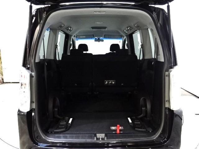 ステップワゴンスパーダ Zクールスピリット 8人 HDDナビ 全周囲カメラ 後席モニター 両側電動ドア ETC 純正アルミ HIDライト パドルシフト ワンオーナー オートライト バックカメ キーフリー ナビTV 横滑防止 記録簿付き パワステ(19枚目)