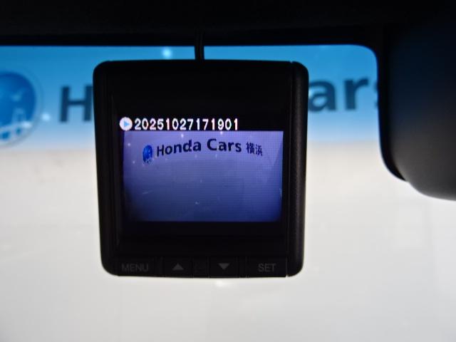 N-BOXカスタム G・Lターボホンダセンシング メモリーナビ リアカメラ ドラレコ 両側電動ドア ETC 純正アルミ エアロ パドルシフト ワンオーナー ターボ シートヒーター LED LEDフォグ ホンダセンシング USB BTオーディオ PW(5枚目)