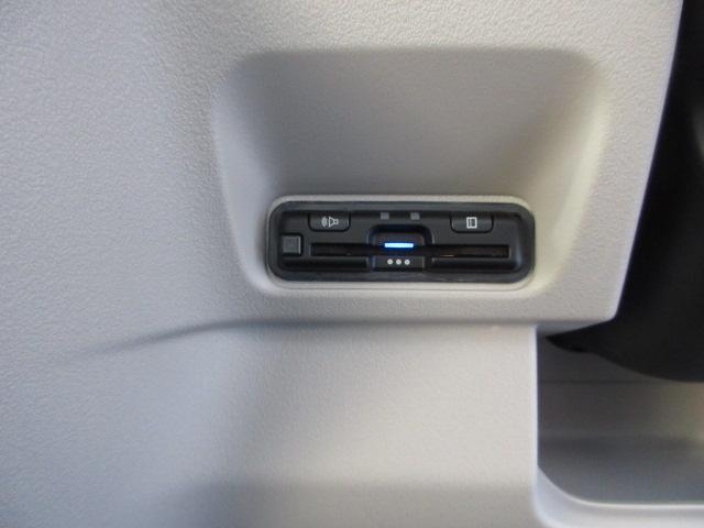 N-BOX ベースグレード 当社デモカー HondaSENSING ドラレコ メモリーナビ リアカメラ ETC 禁煙車 両側電動スライドドア シートヒーター パーキングセンサー BTオーディオ USB フルセグTV LED(11枚目)