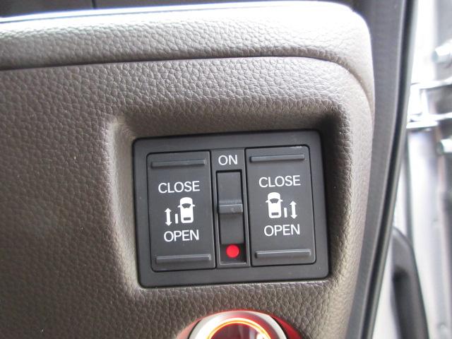 N-BOX L HondaSENSING 前後ドラレコ メモリーナビ リアカメラ ETC ドアバイザー ワンオーナー 禁煙車 LED BTオーディオ USB シートヒーター パーキングセンサー 衝突回避支援ブレーキ(14枚目)