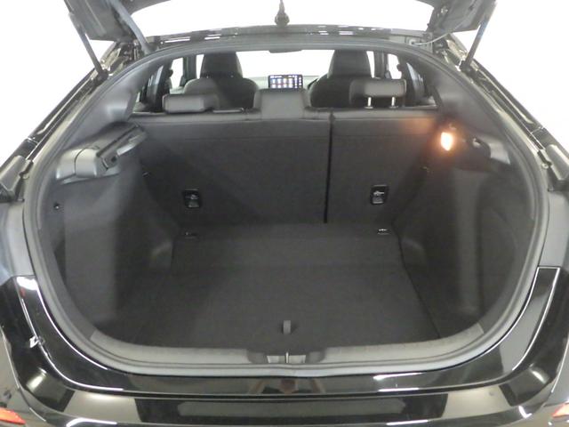 シビック RS 当社デモカー 禁煙車 6速 LED ホンダセンシング ブラインドスポット フルセグTV BTオーディオ USB ドラレコ ETC パーキングセンサー シートヒーター 18インチアルミ ブルートゥース(22枚目)