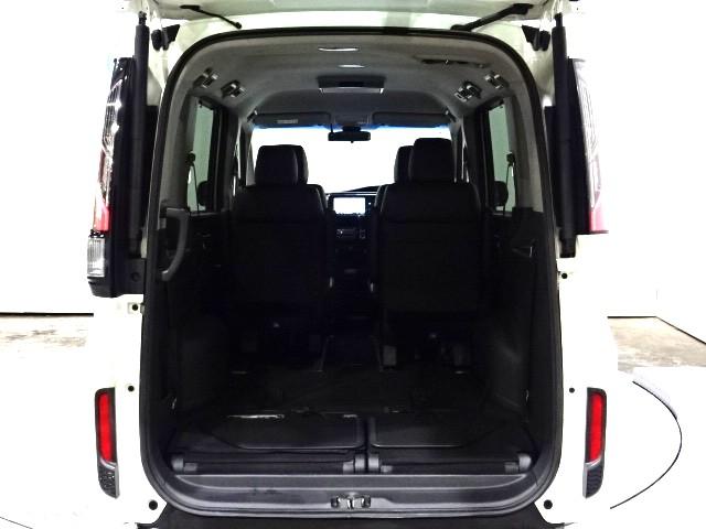 ステップワゴン モデューロX 7人 HondaSENSING ドラレコ メモリーナビ リアカメラ 後席モニター 両側電動ドア ETC USB入力端子 LEDライト ワンオーナー BTオーディオ オートリトラミラー LEDフォグ(20枚目)