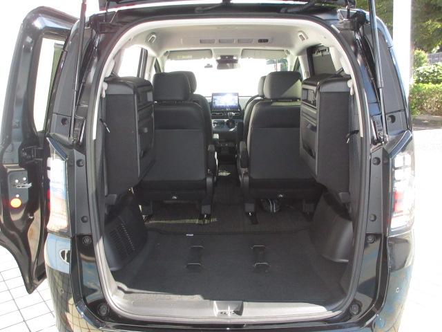 フリード e:HEVエアーEX 当社デモカー HondaSENSING 全周囲カメラ リアカメラ ETC 純正アルミ パーキングセンサー LED シートヒーター BTオーディオ USB 禁煙車 ブラインドスポット フルセグTV(21枚目)