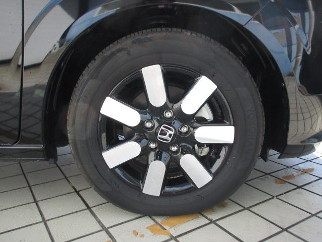 フリード e:HEVエアーEX 当社デモカー HondaSENSING 全周囲カメラ リアカメラ ETC 純正アルミ パーキングセンサー LED シートヒーター BTオーディオ USB 禁煙車 ブラインドスポット フルセグTV(23枚目)