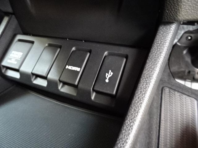 ヴェゼル ハイブリッドZ・ホンダセンシング 前後ドラレコETCメモリーナビリアカメラ純正アルミHondaSENSINGワンオーナー サイドカーテン エアバック Bluetooth CD DVD オートリトラミラー レーダーサポート パワ-シ-ト(12枚目)